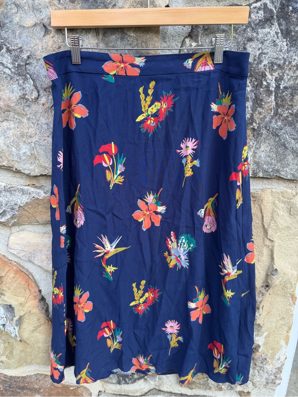 Madewell Navy Midi Skirt with Bright Floral Print Hawaiian Tropical Flowy 10